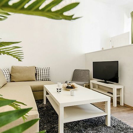 Peppers Apartments - Downtown Будапеща Екстериор снимка