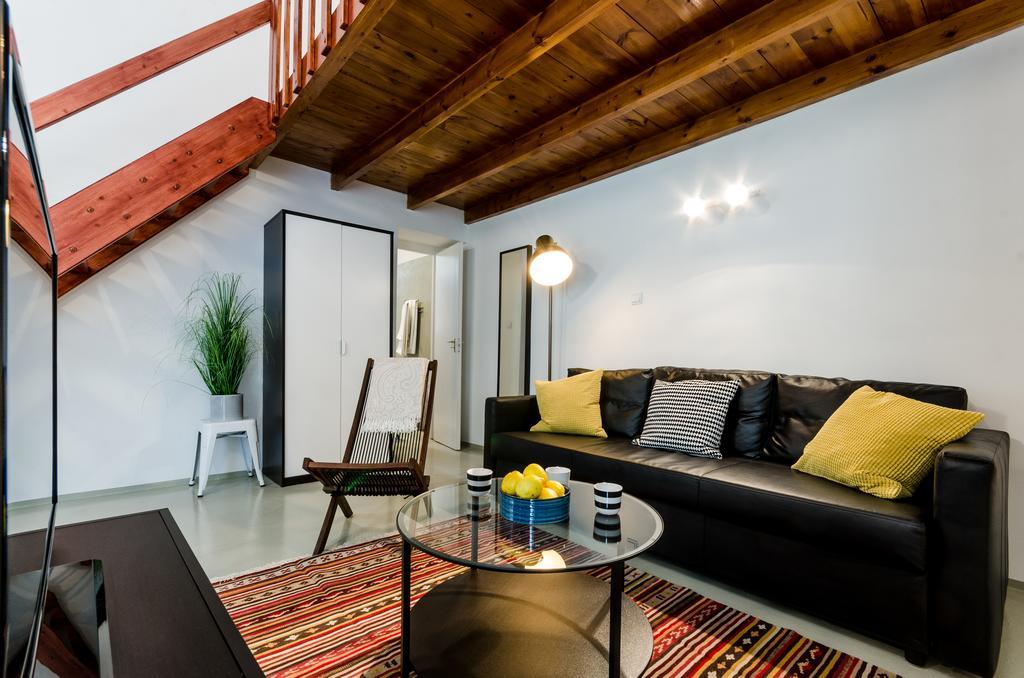 Peppers Apartments - Downtown Будапеща Екстериор снимка