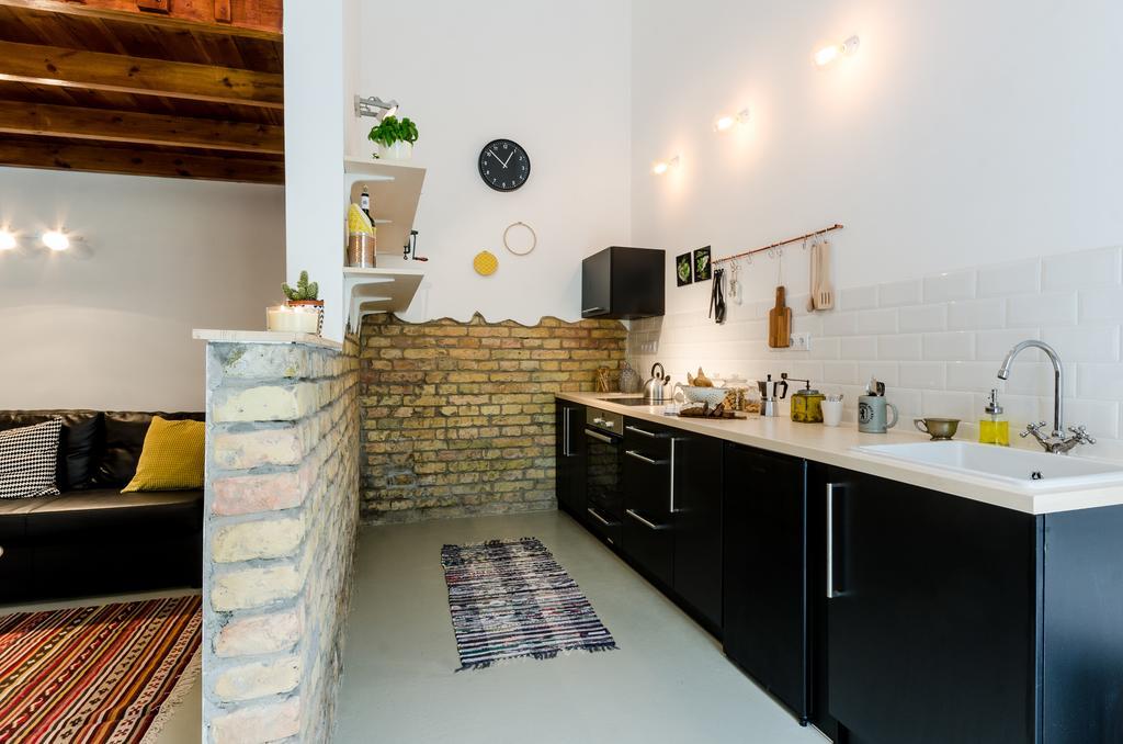 Peppers Apartments - Downtown Будапеща Екстериор снимка