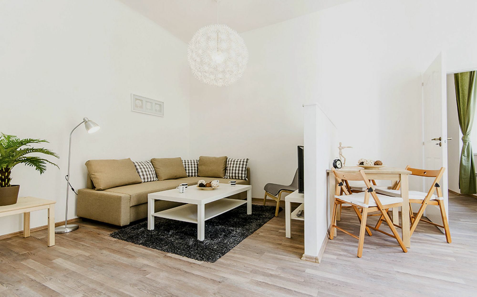 Peppers Apartments - Downtown Будапеща Екстериор снимка